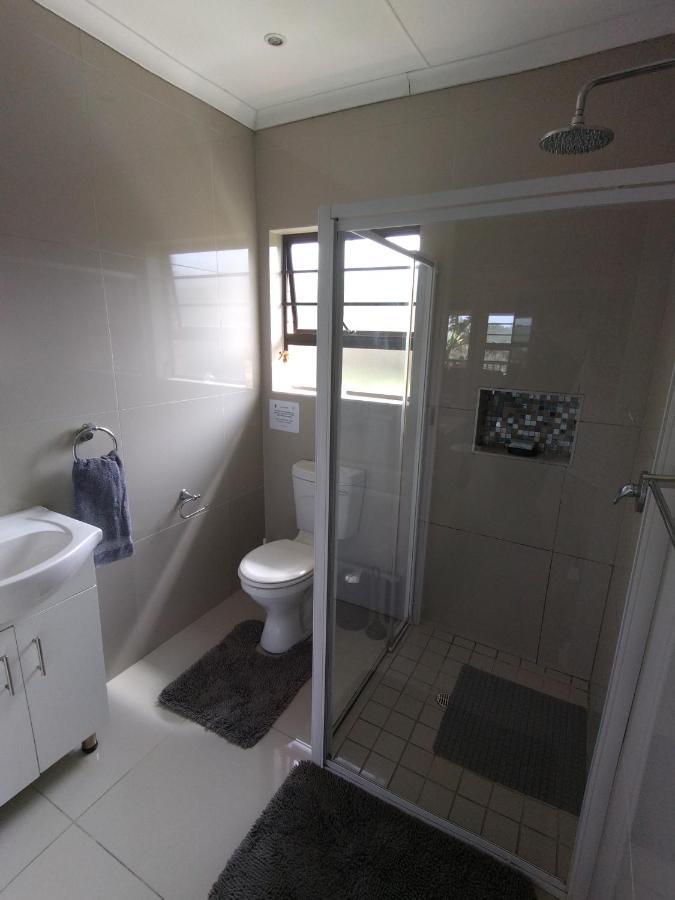 2 Bedroom Guest Suite At A-Frame Glengariff Beach Glen Eden Esterno foto